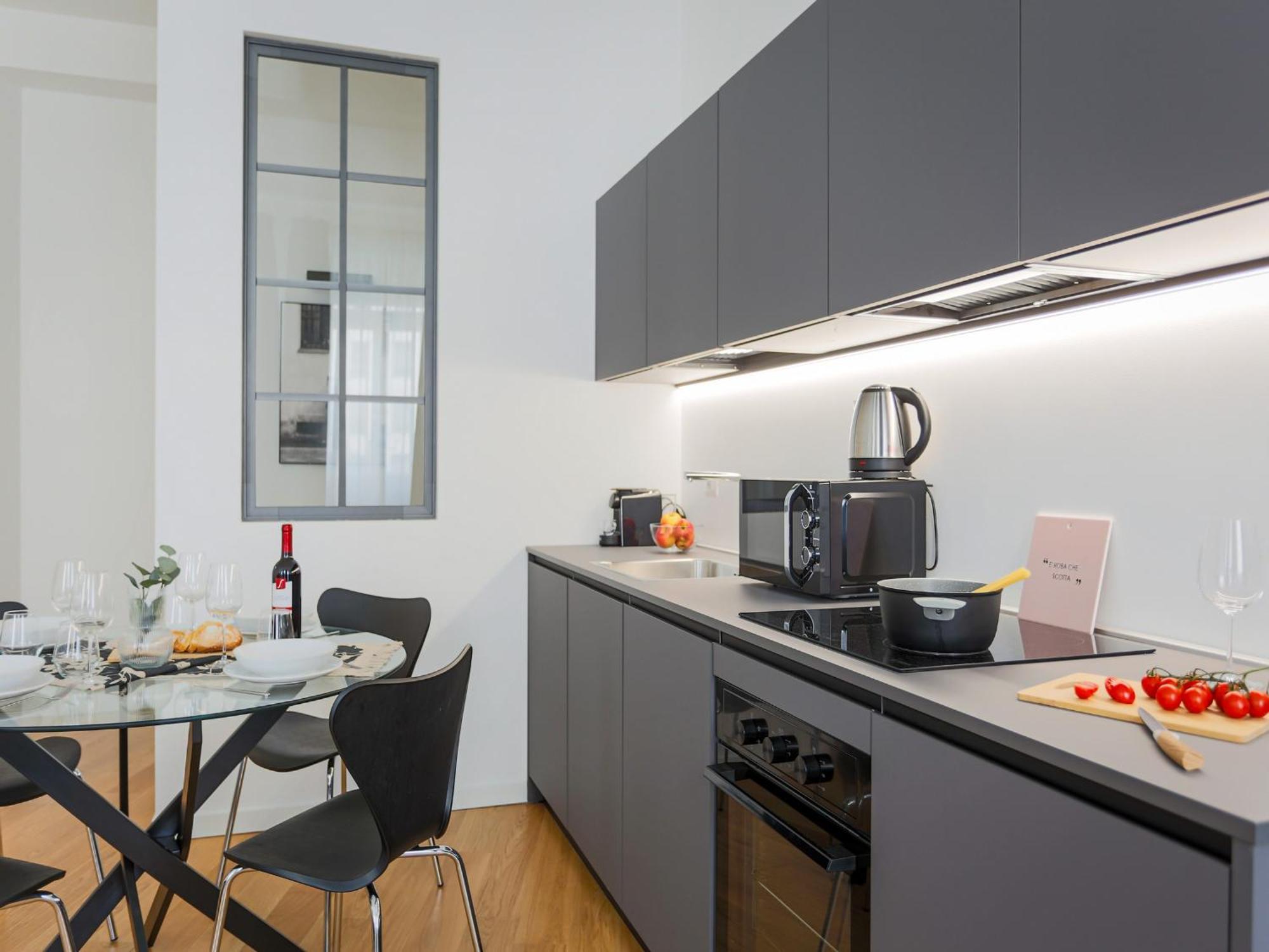 The Rent - Modern One Bedroom In San Babila Milano
